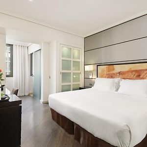 Habitación Clásica con Cama King